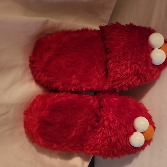 Sesame Street Elmo slippers - Picture 4 of 6